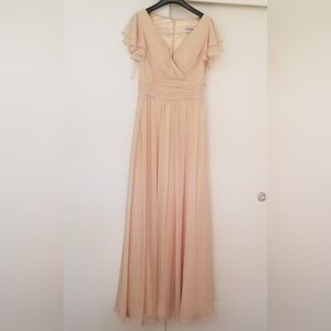 Jeesakae NWOT maxi dress